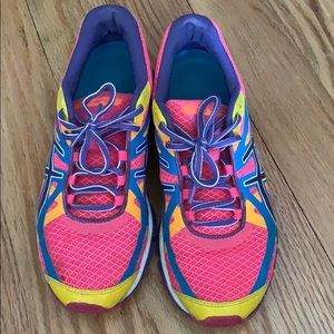 ASICS Gel-Extreme33 Running Sneakers